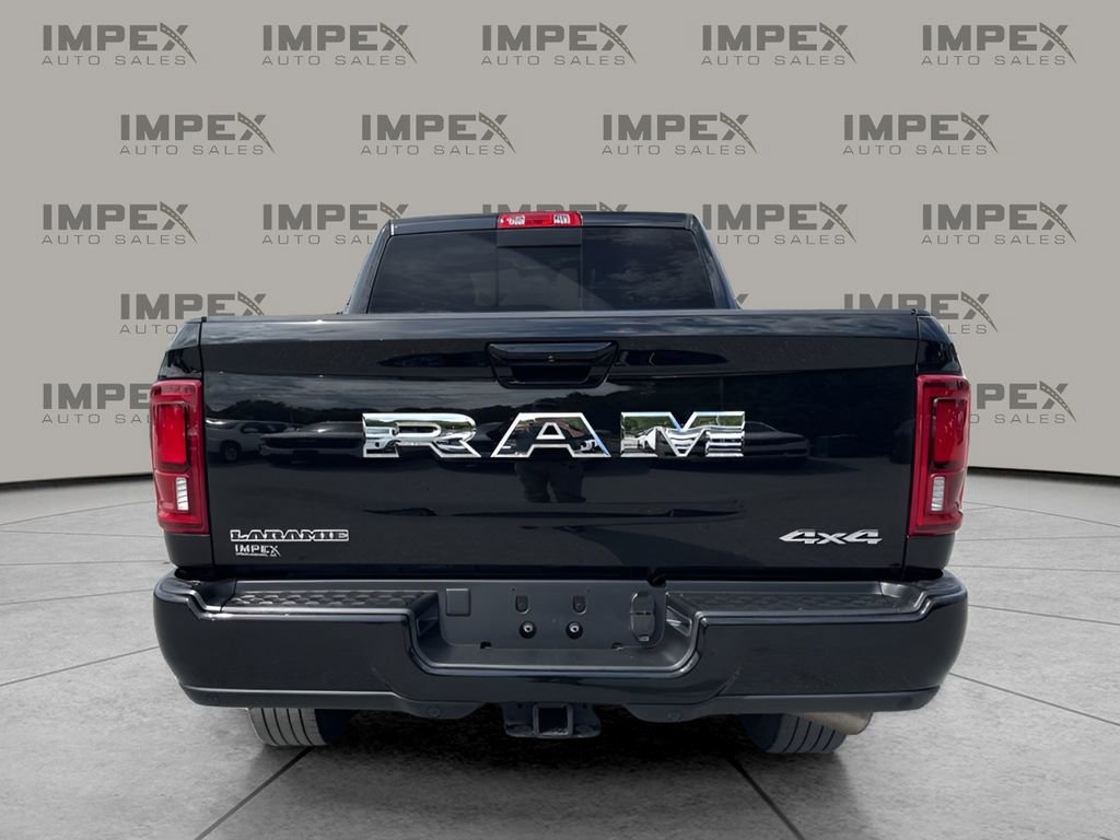 Used 2026 RAM 2500 Laramie AWD/4WD image 4