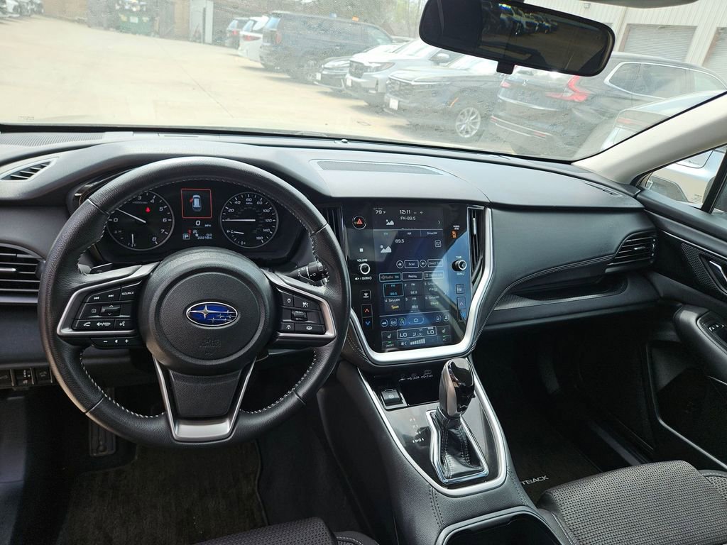 Used 2025 Subaru Outback Premium image 16