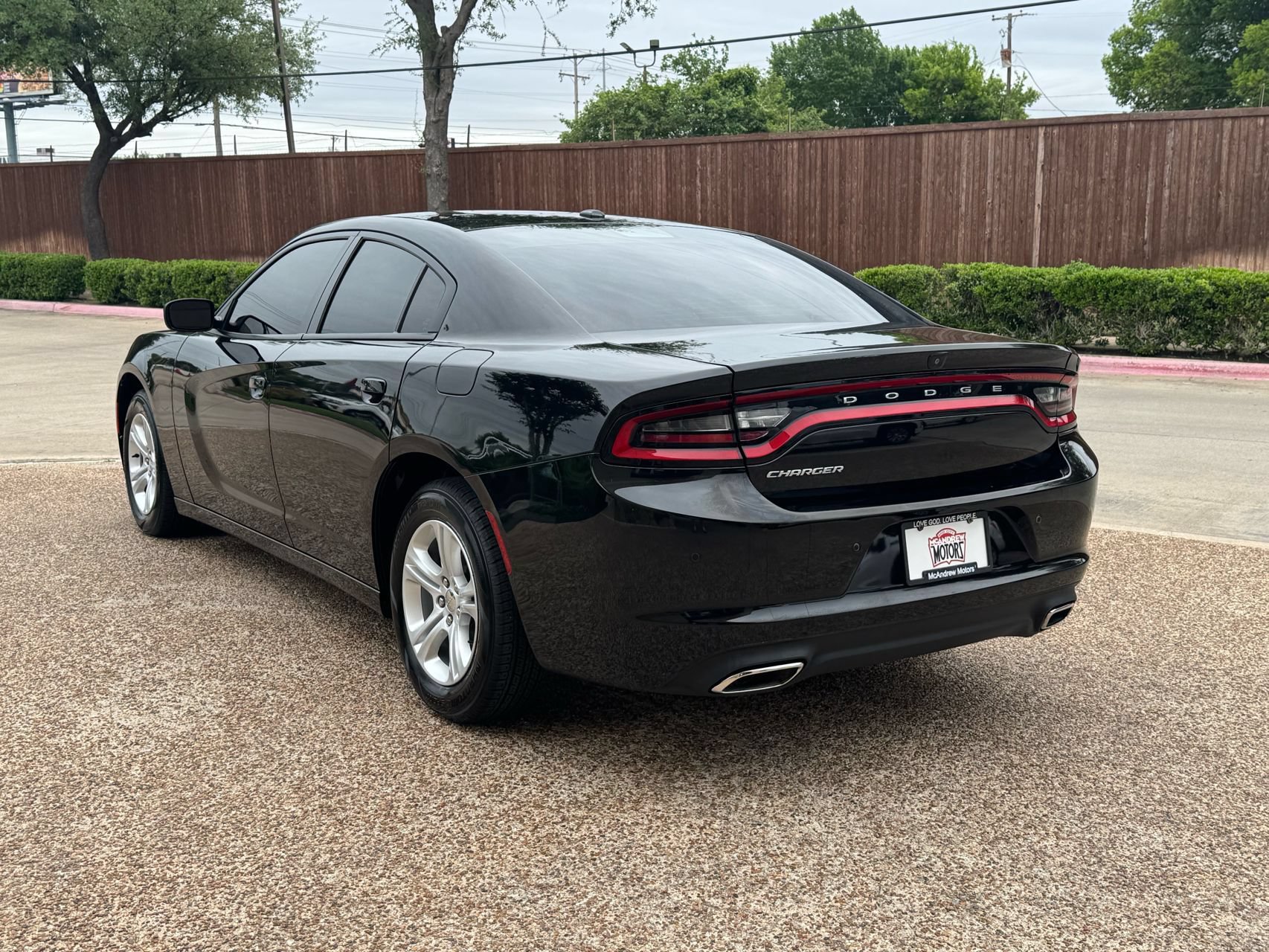 Used 2021 Dodge Charger SXT RWD image 10