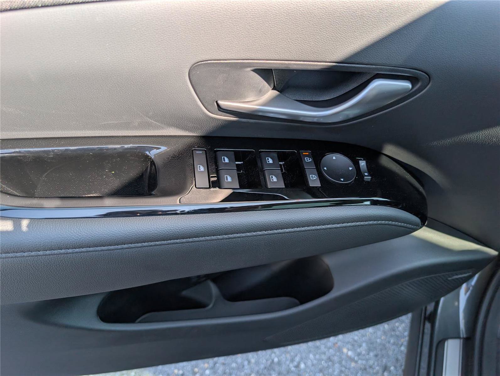 New 2026 Hyundai Tucson Limited AWD/4WD image 17