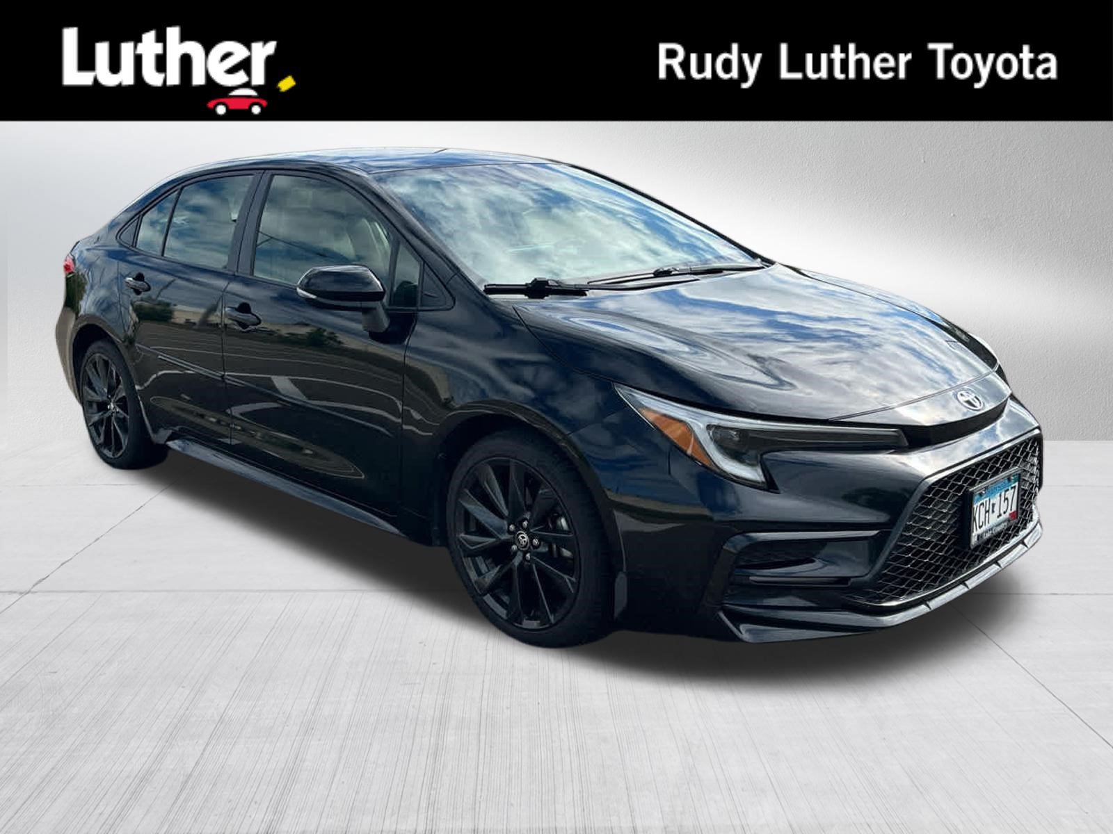 Used 2023 Toyota Corolla SE FWD image 1