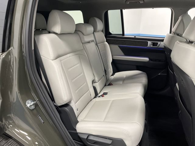 Used 2024 Hyundai Santa Fe Limited image 35