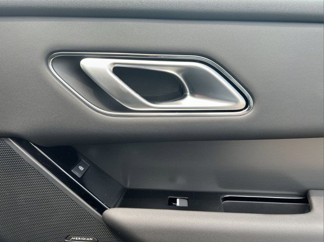 New 2026 Land Rover Range Rover Velar S image 21
