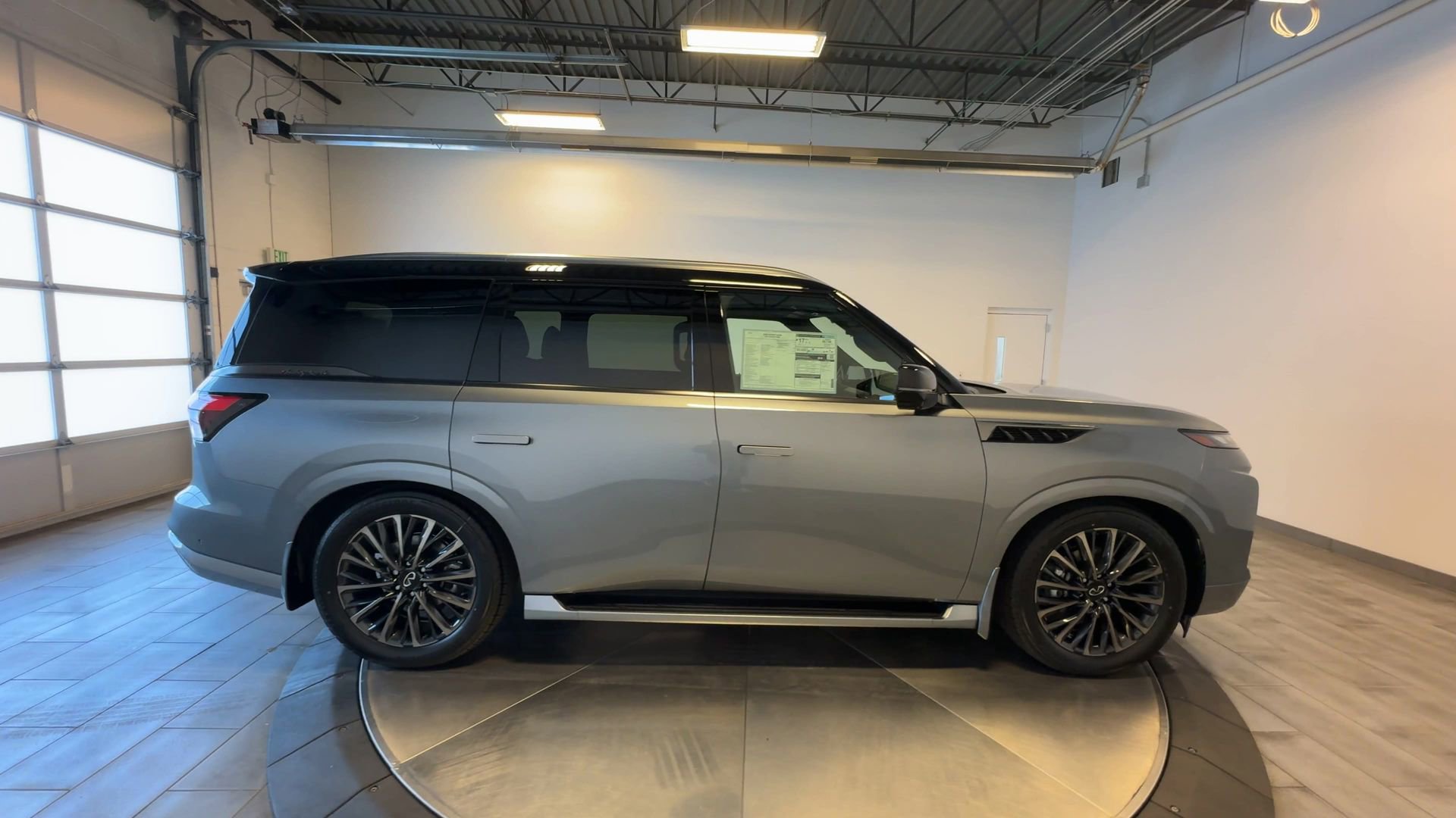 New 2026 INFINITI QX80 Autograph w/ Premium Cargo Package image 9