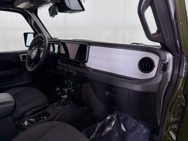 Used 2024 Jeep Wrangler Willys image 27