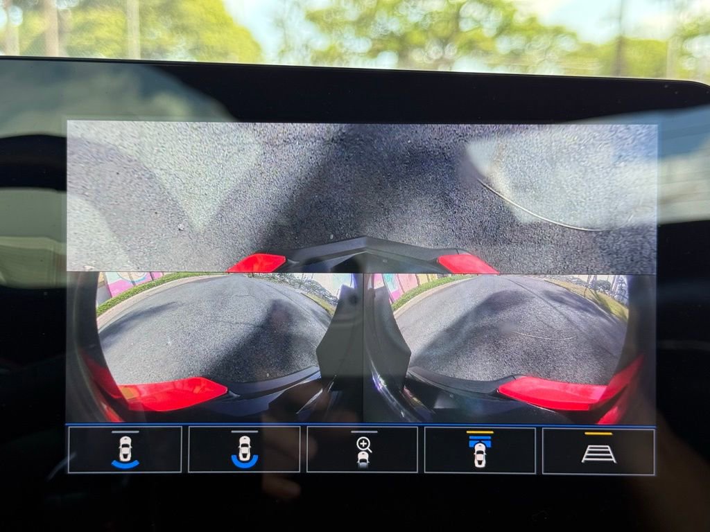 Used 2020 Chevrolet Corvette Stingray Premium Conv w/ 3LT Preferred Equipment Group image 16