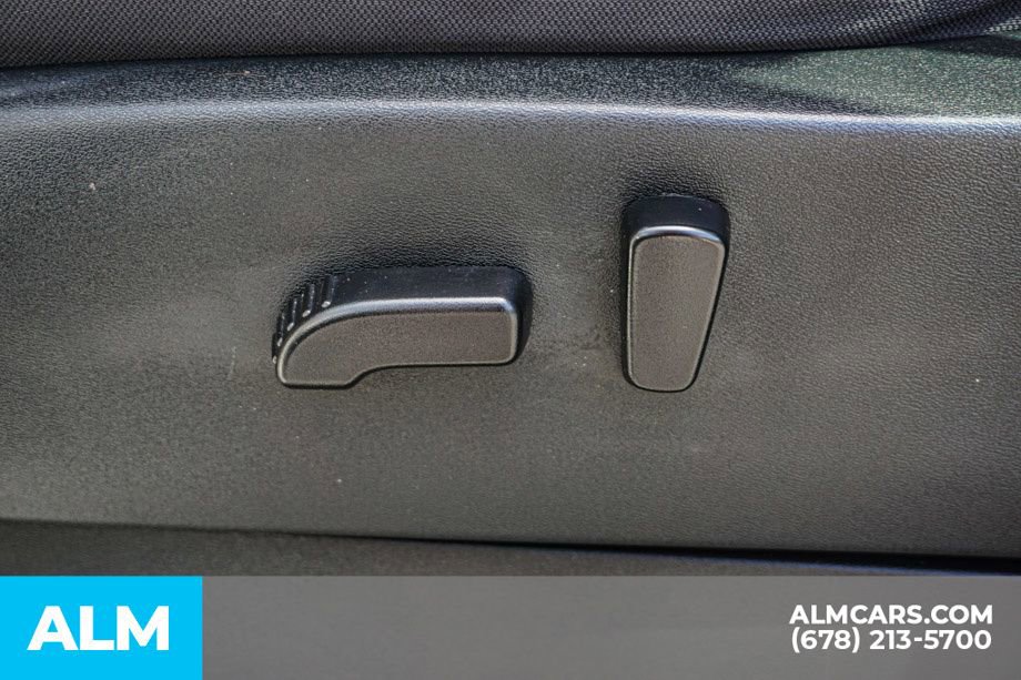 Used 2023 Nissan Frontier SV image 49