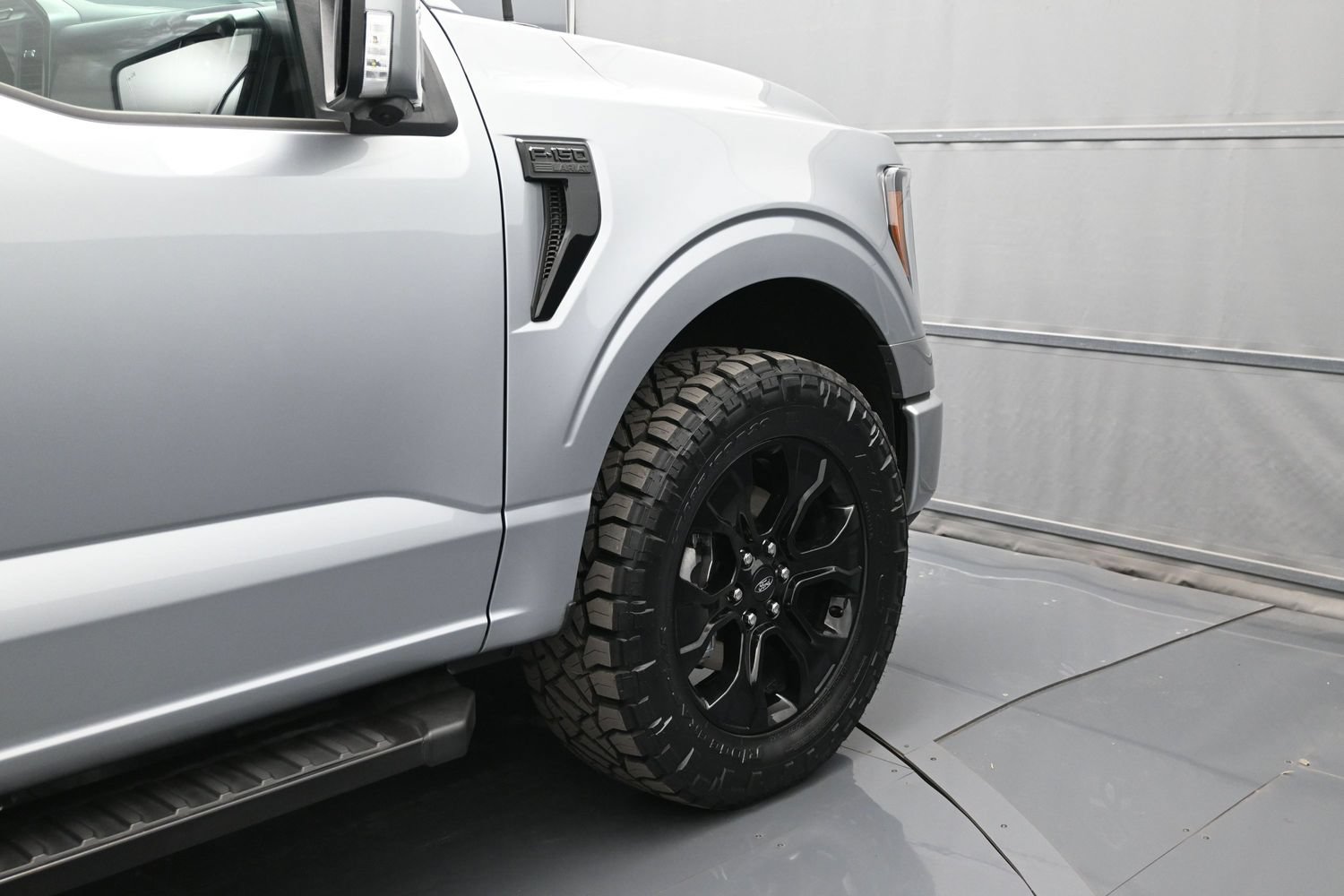 Used 2023 Ford F150 Lariat w/ Equipment Group 502A High AWD/4WD image 47
