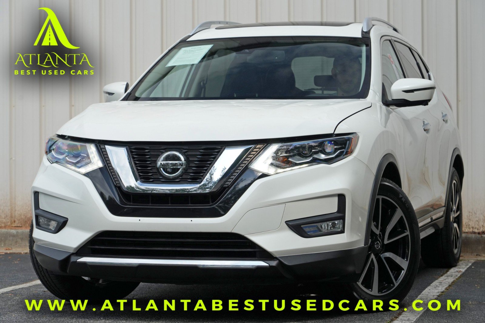 Used 2018 Nissan Rogue SL w/ Premium Package