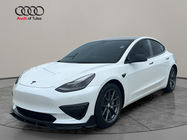 Used 2022 Tesla Model 3 Long Range AWD/4WD image 3