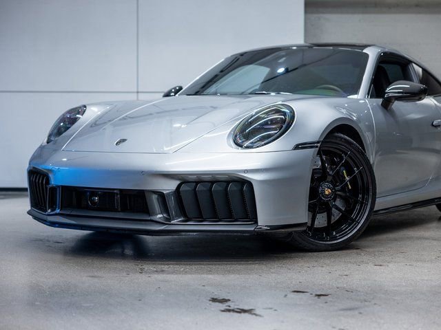 Certified 2025 Porsche 911 Carrera GTS image 20