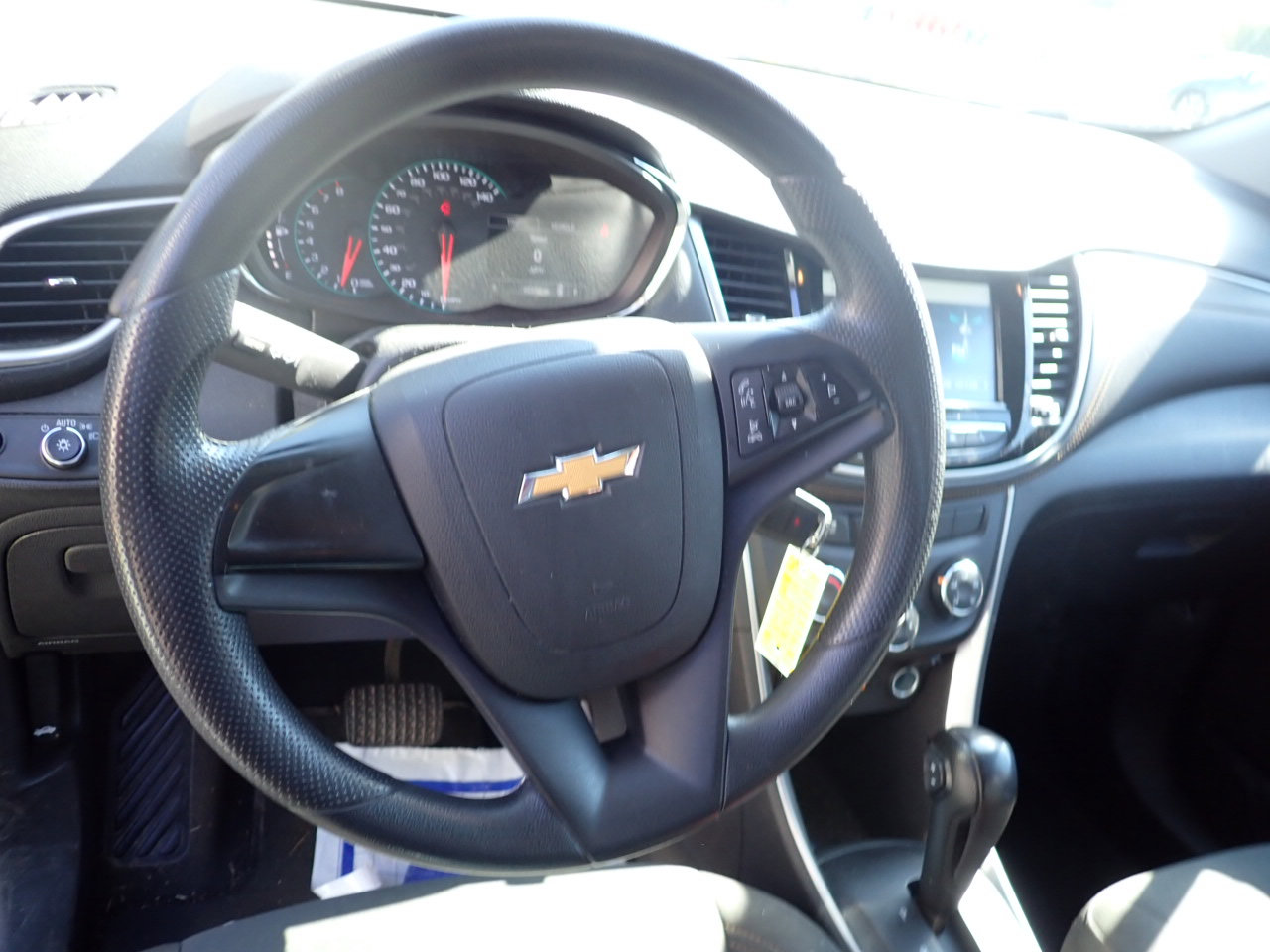 Used 2017 Chevrolet Trax LS image 39