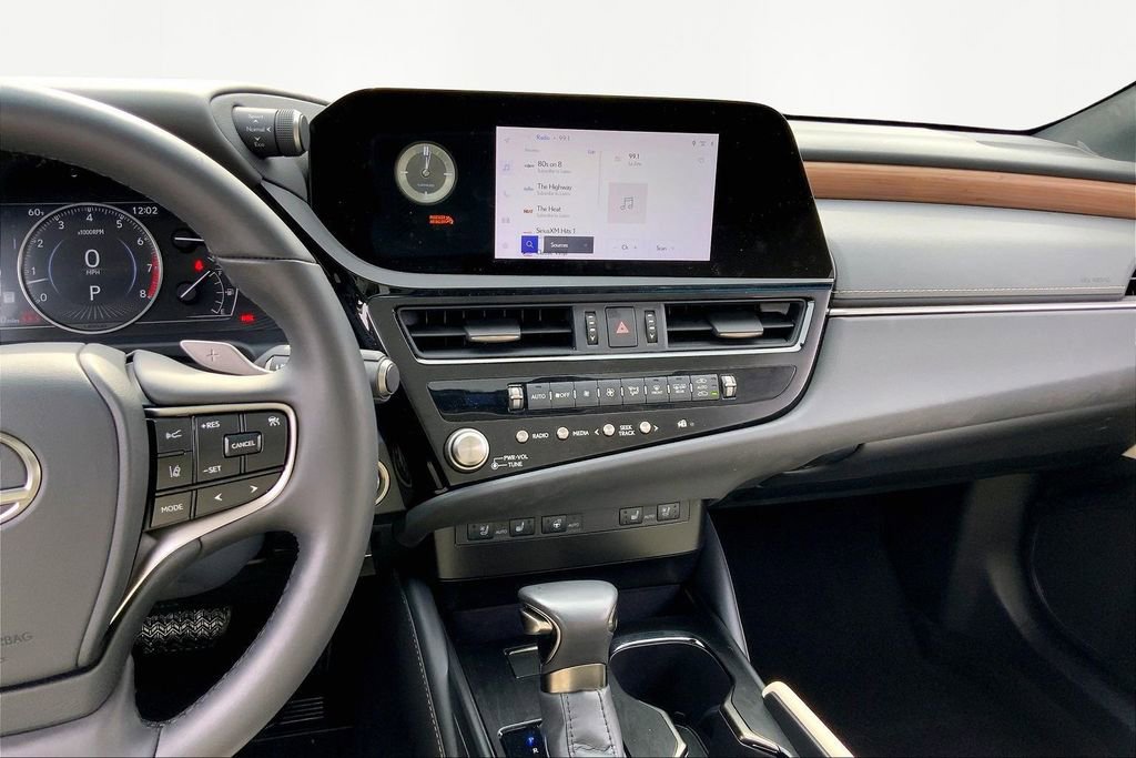 Used 2024 Lexus ES 350 w/ Premium Package image 9