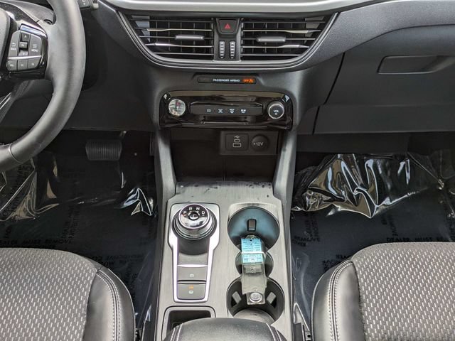 Used 2025 Ford Escape SE FWD image 20
