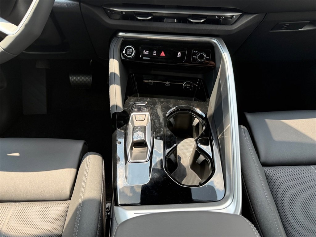 New 2025 Audi Q5 2.0T Premium Plus image 11