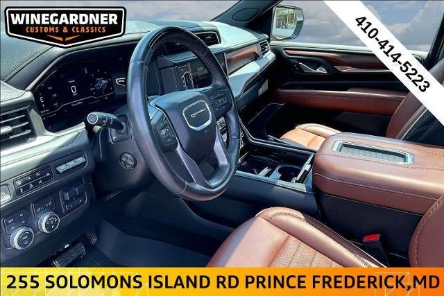 Used 2023 GMC Yukon Denali Ultimate w/ LPO, Floor Liner Package AWD/4WD image 17