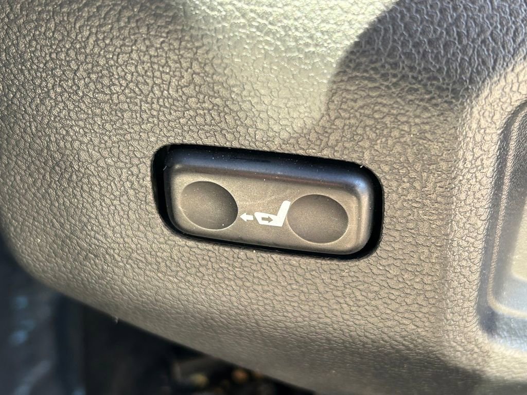 Used 2024 Toyota Tundra Platinum image 28