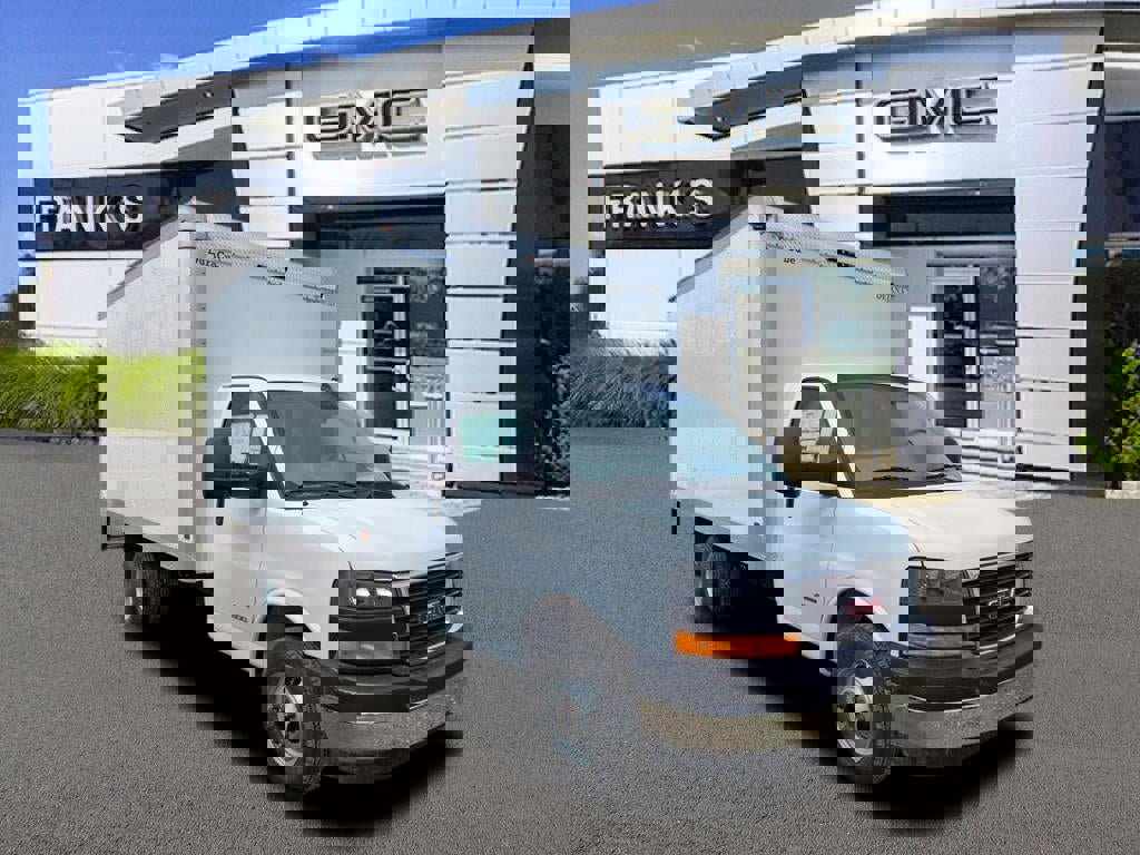 New 2025 GMC Savana 4500 w/ Power Convenience Package