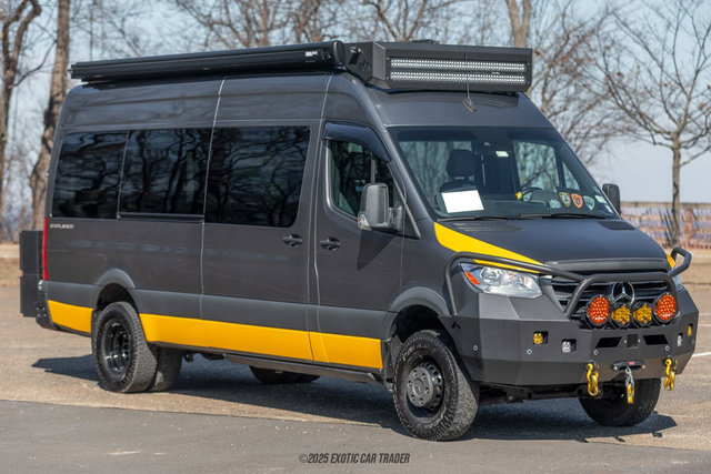Used 2022 Mercedes-Benz Sprinter 3500 image 12