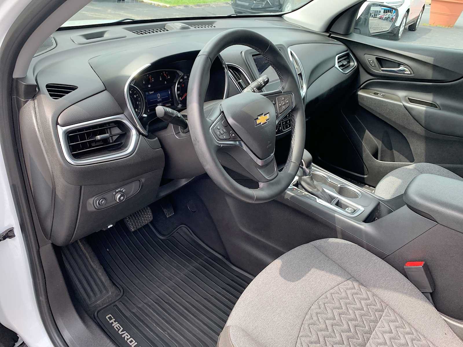 Certified 2024 Chevrolet Equinox LT AWD/4WD image 10