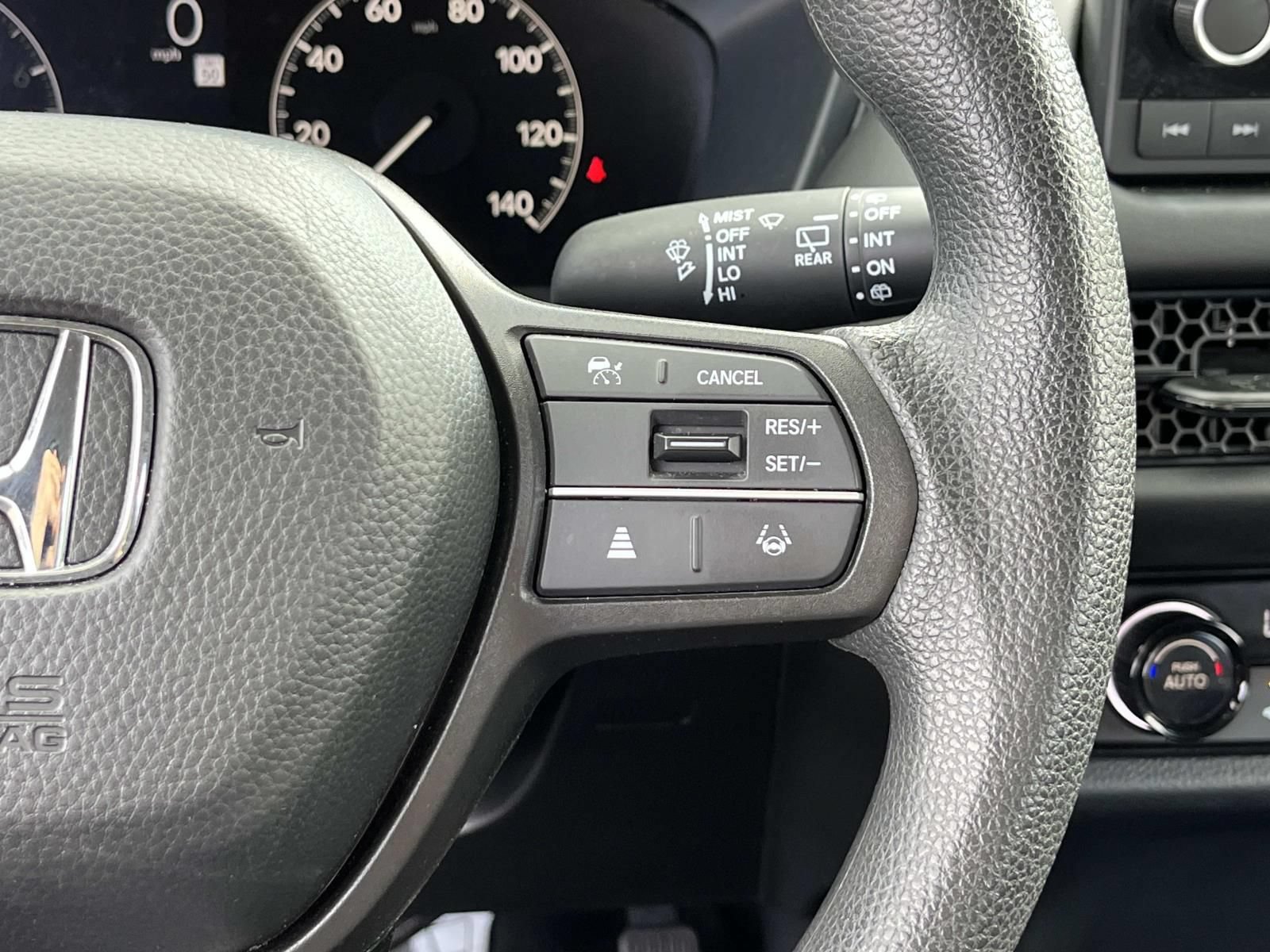 Used 2025 Honda HR-V LX image 28
