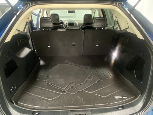 Used 2020 Ford Edge SEL w/ Cold Weather Package AWD/4WD image 9