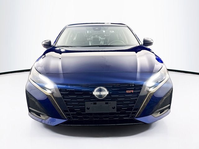 Certified 2023 Nissan Altima 2.5 SR image 2