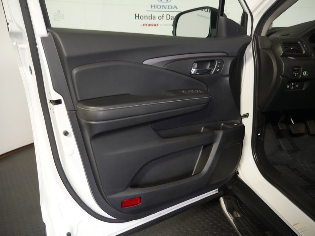 Certified 2021 Honda Ridgeline RTL image 13