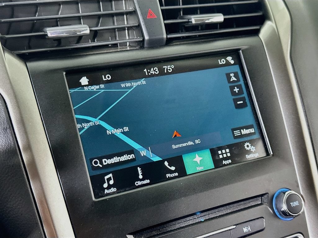 Used 2017 Ford Fusion SE w/ Fusion SE Technology Package FWD image 29
