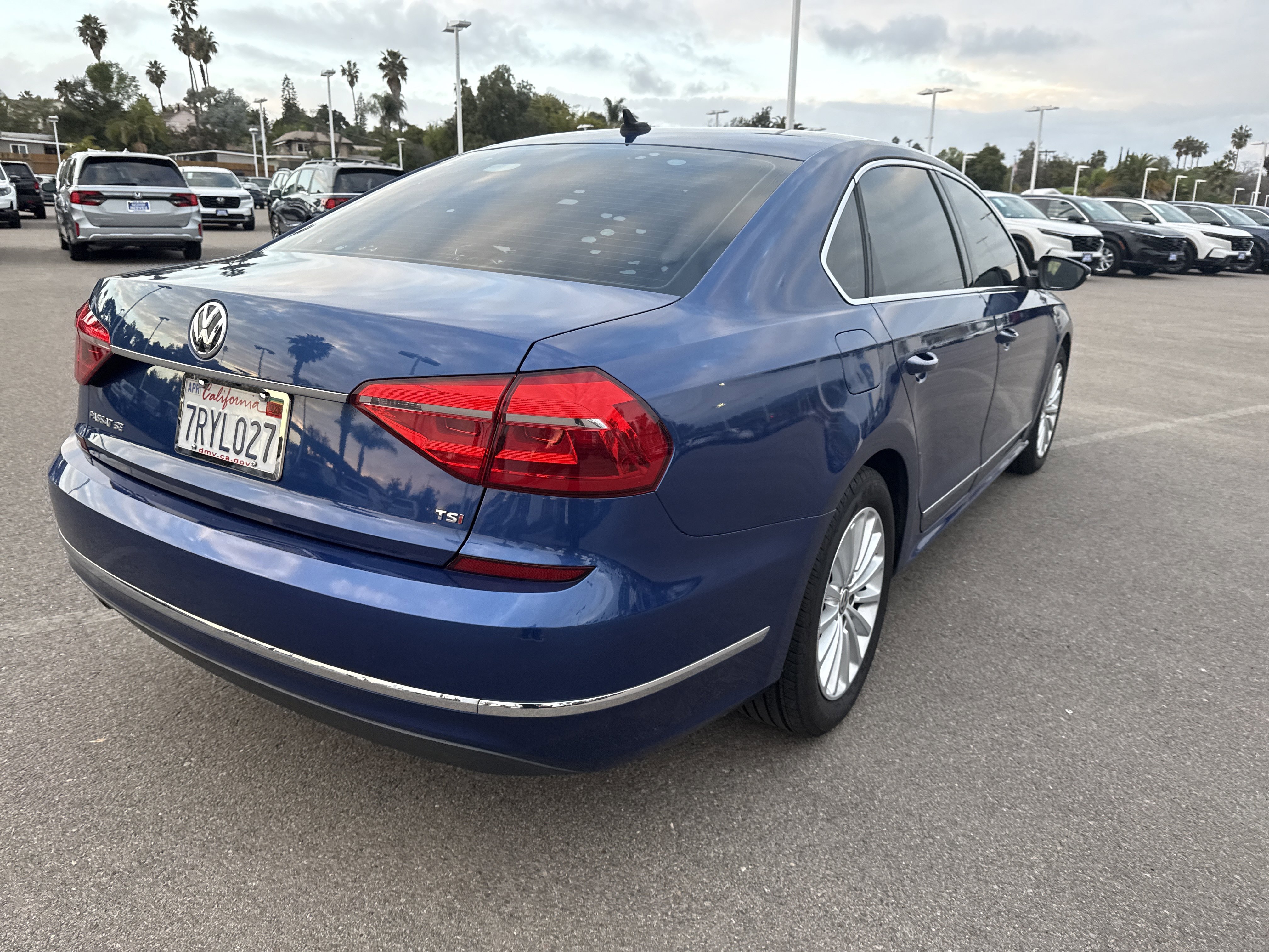 Used 2016 Volkswagen Passat 1.8T SE image 10
