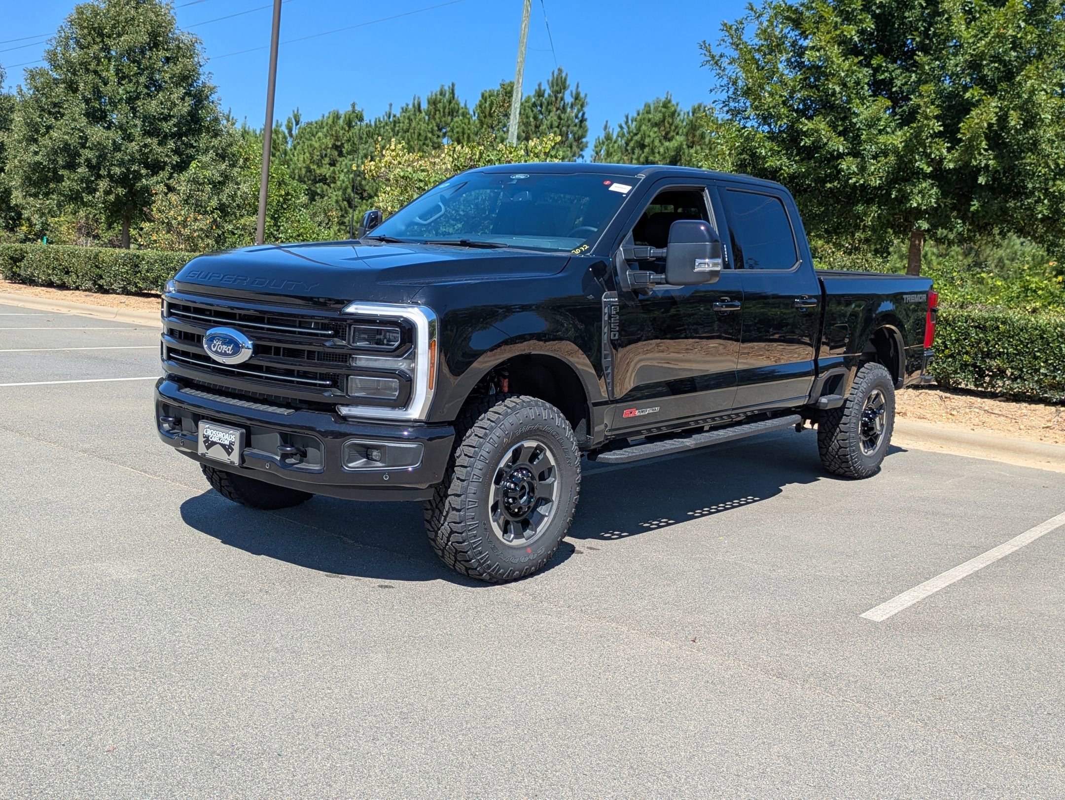 New 2026 Ford F250 Platinum w/ Tremor Off-Road Package image 8