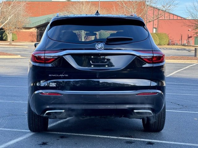 Used 2020 Buick Enclave Essence w/ Sound and Sites Package image 6