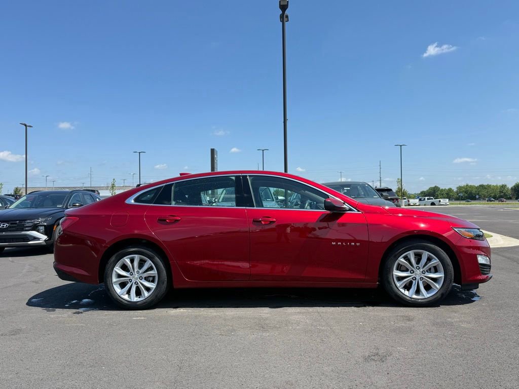 Used 2022 Chevrolet Malibu LT FWD image 4