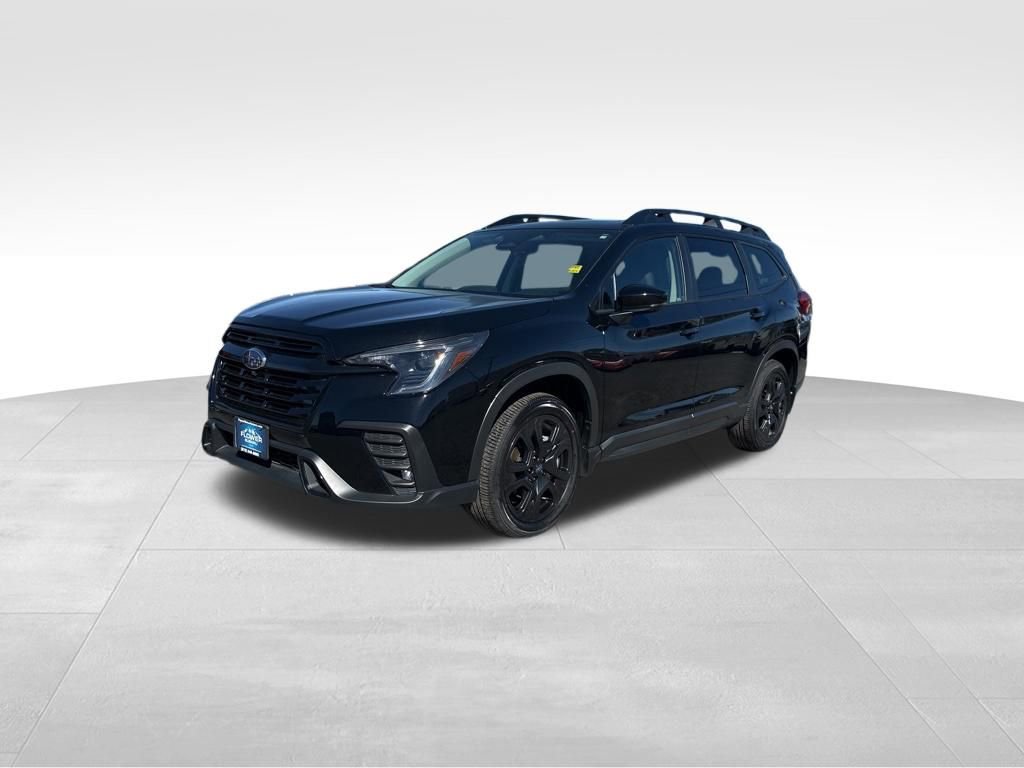 Used 2025 Subaru Ascent Bronze Edition image 4