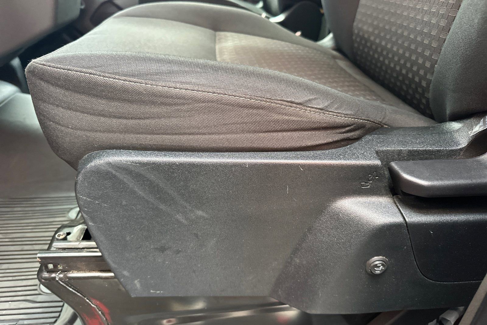Used 2023 Ford E-Transit Medium Roof w/ Load Area Protection Package image 15