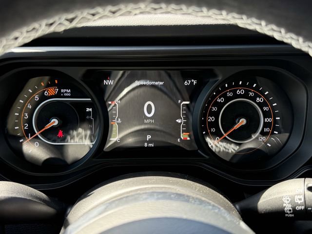 New 2025 Jeep Wrangler Sahara w/ Technology Group image 27