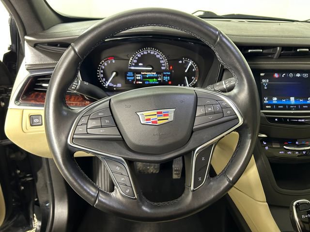 Used 2019 Cadillac XT5 Premium Luxury w/ Driver Assist Package image 15