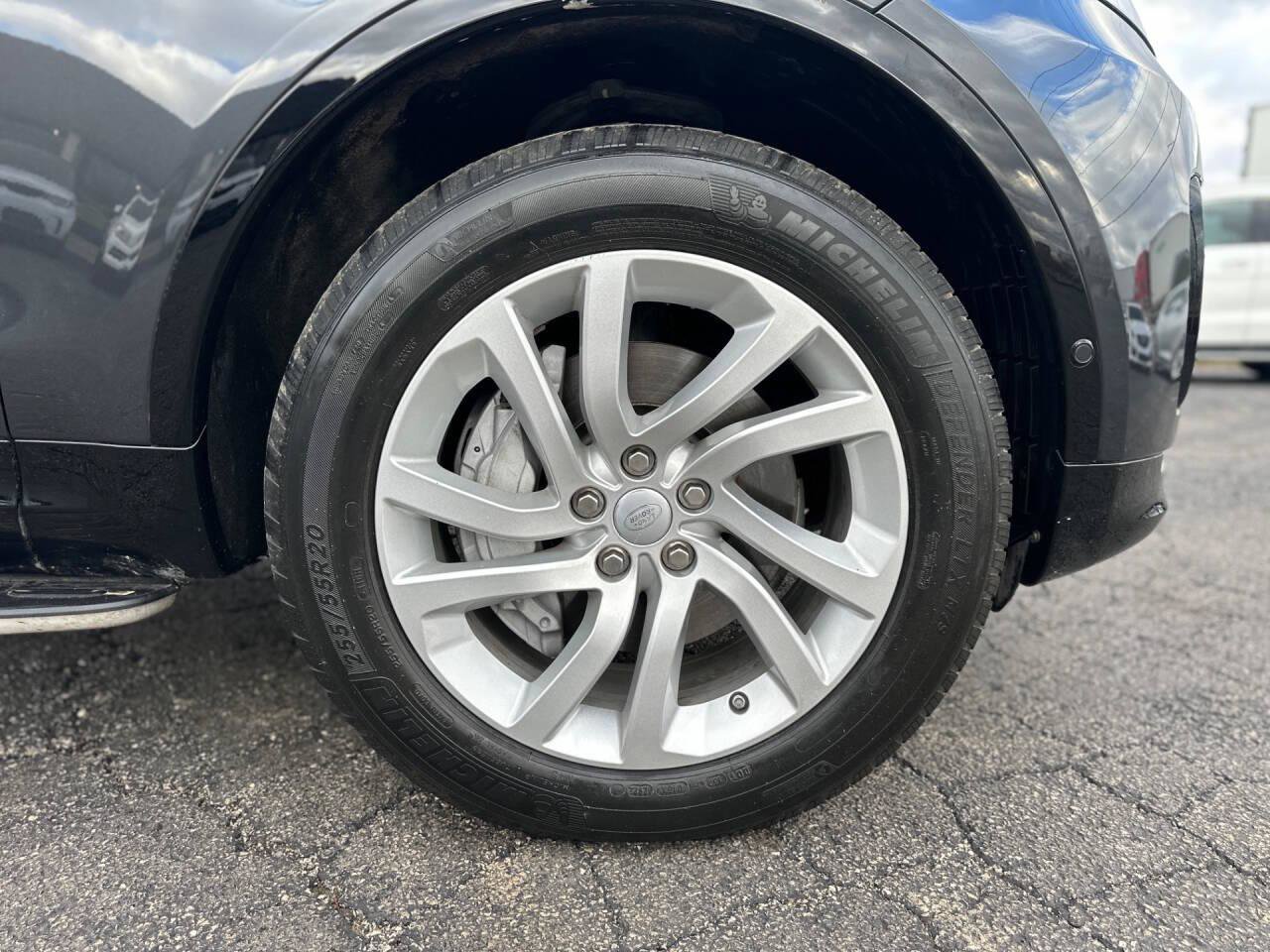 Used 2020 Land Rover Discovery HSE AWD/4WD image 13
