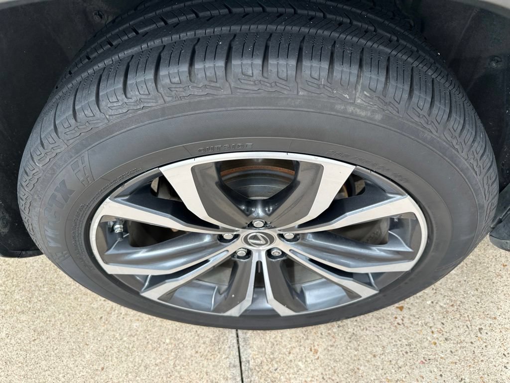 Used 2018 Lexus RX 350L AWD w/ Premium Package image 21