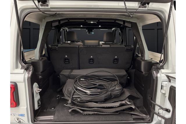 Used 2024 Jeep Wrangler Unlimited Sahara image 13