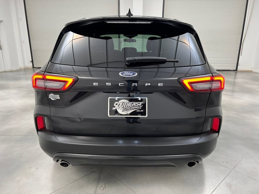 Used 2025 Ford Escape ST-Line image 6