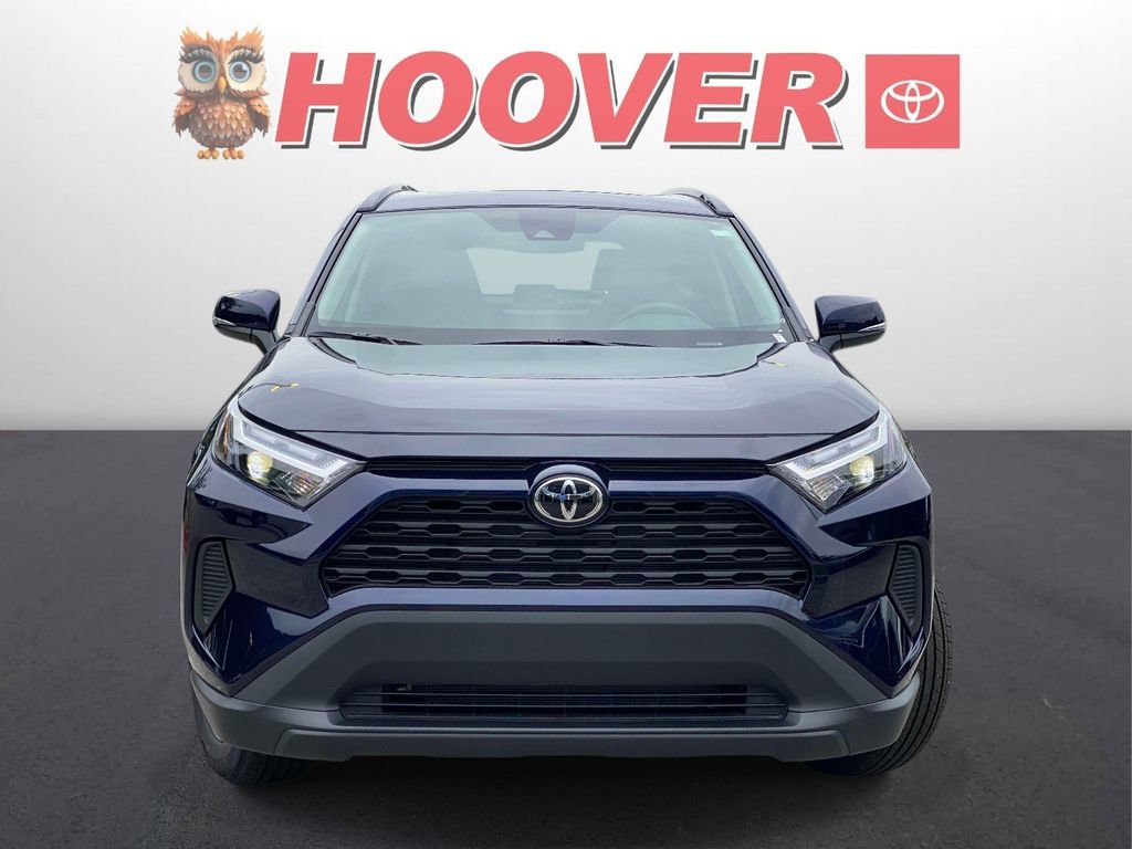 Used 2025 Toyota RAV4 XLE w/ Convenience Package FWD image 6
