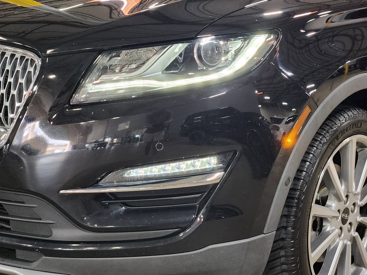 Used 2019 Lincoln MKC Reserve w/ MKC Technology Package FWD image 14