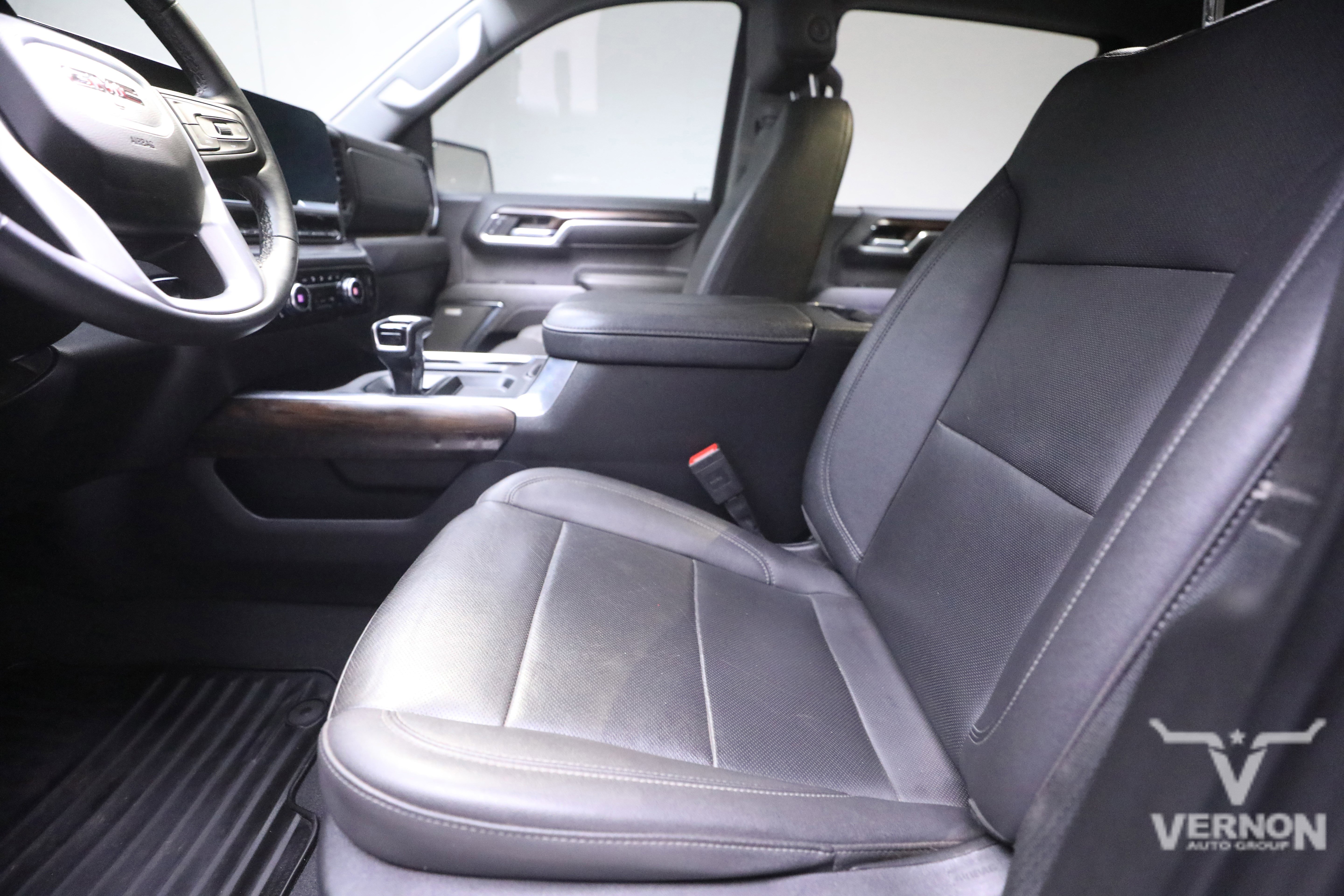 Used 2023 GMC Sierra 1500 SLT w/ SLT Premium Package image 10