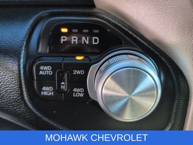 Used 2019 RAM 1500 Laramie w/ Sport Appearance Package image 17