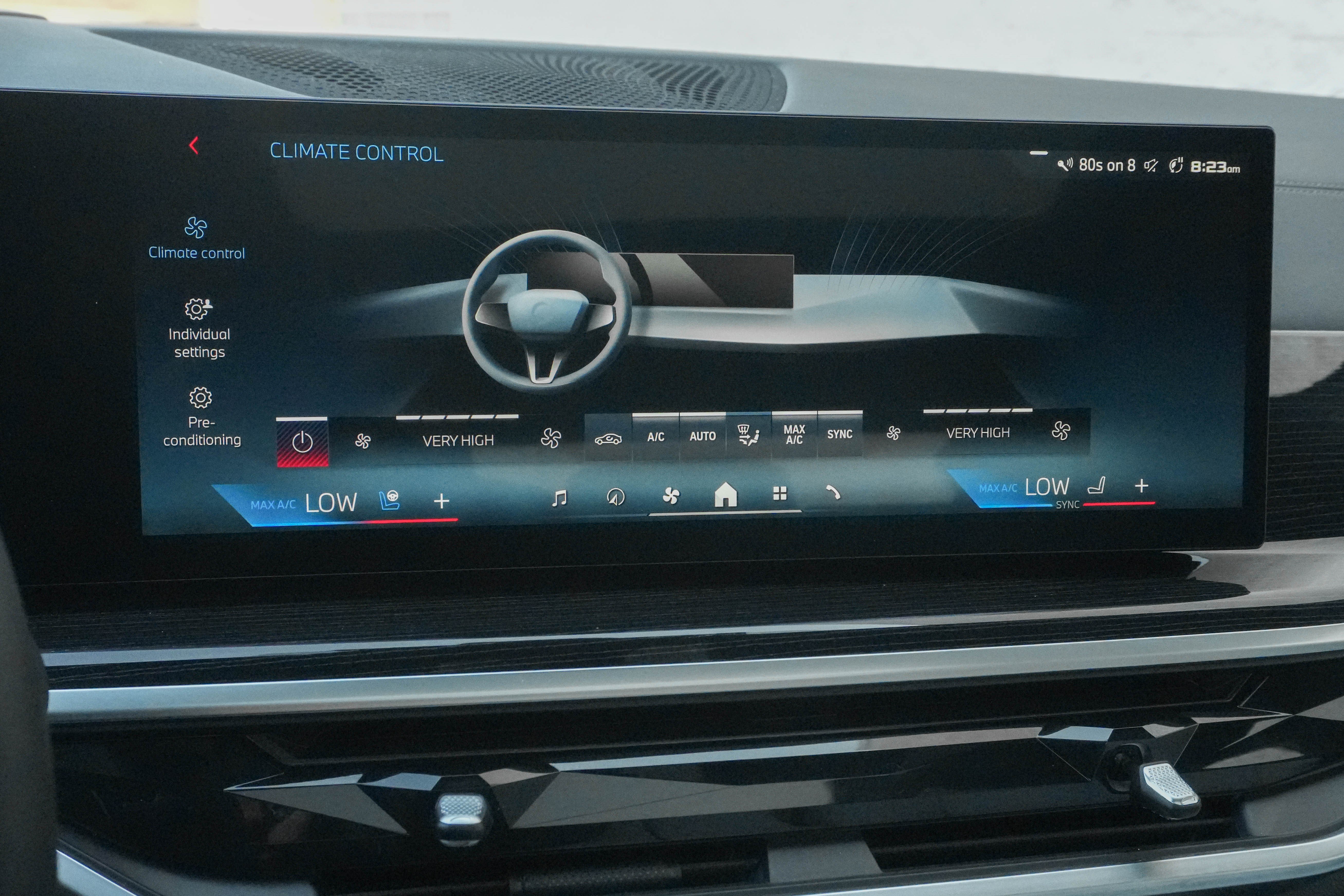 Certified 2026 BMW X5 M60i AWD/4WD image 25