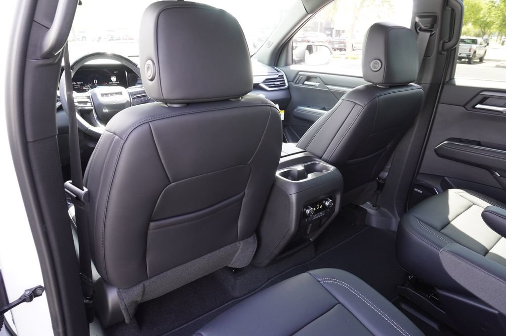 New 2027 GMC Acadia Elevation w/ Super Cruise Package FWD image 13