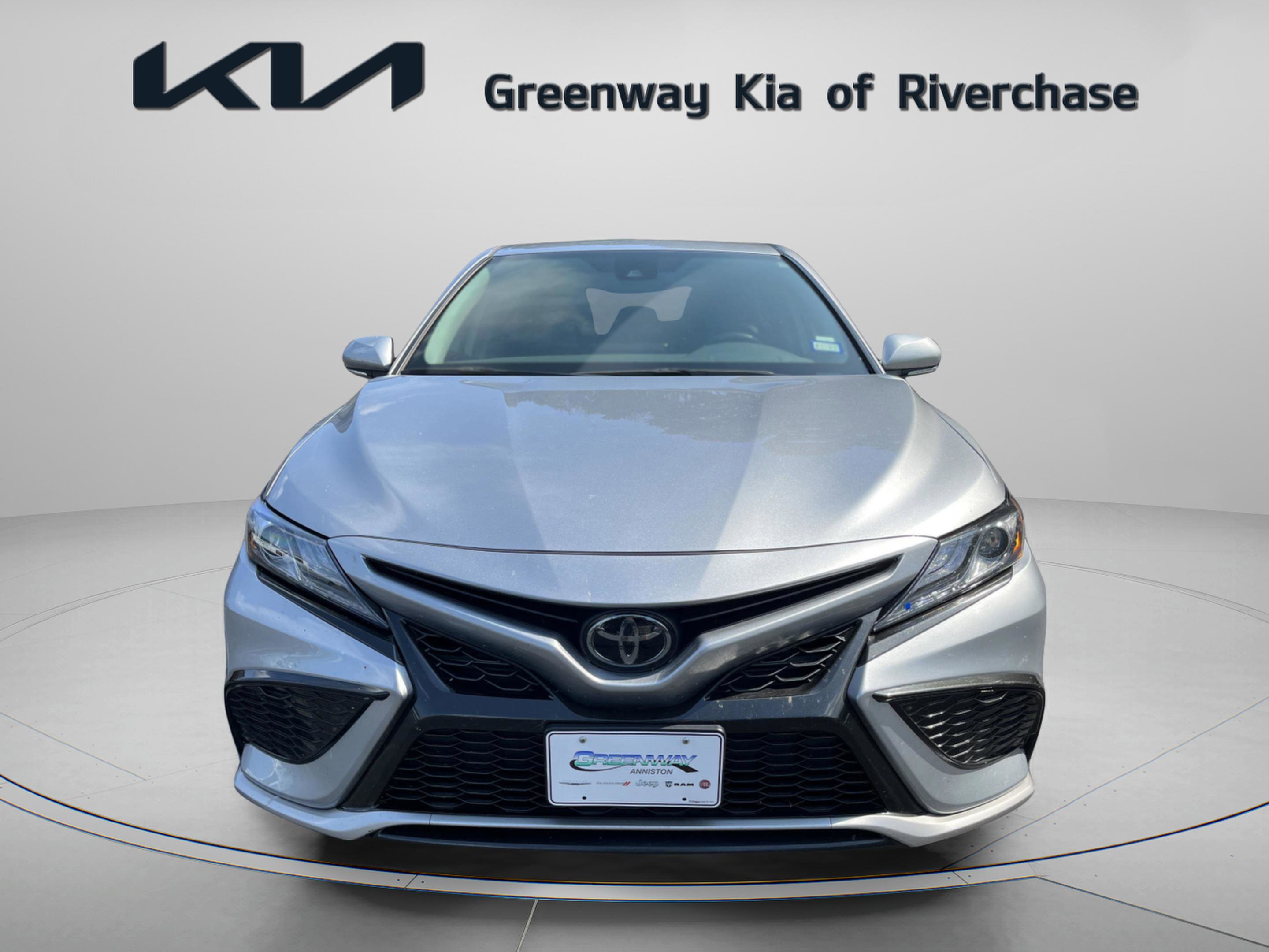 Used 2024 Toyota Camry XSE image 2