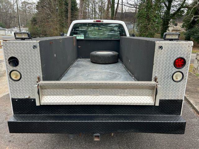 Used 2004 Ford F350 XL image 21