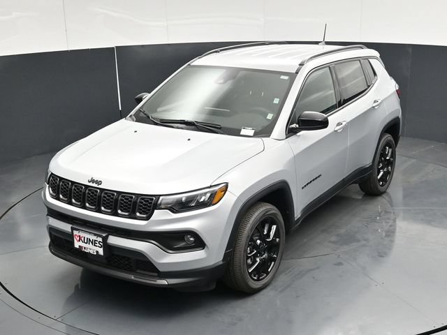 Used 2026 Jeep Compass Latitude AWD/4WD image 51